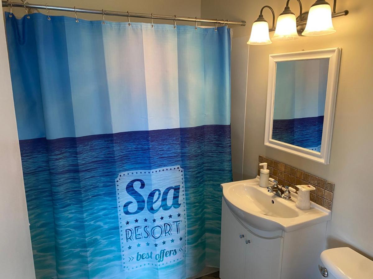 The Waterfront Motel Grand Barachois エクステリア 写真